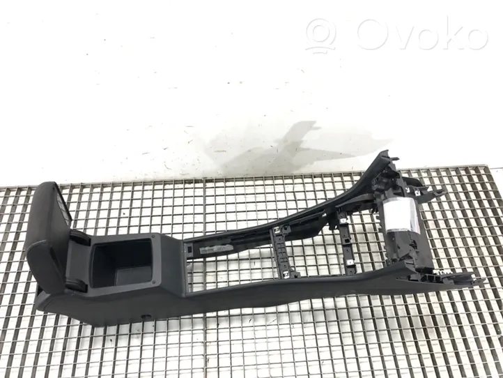 Volkswagen Golf VII Center console 