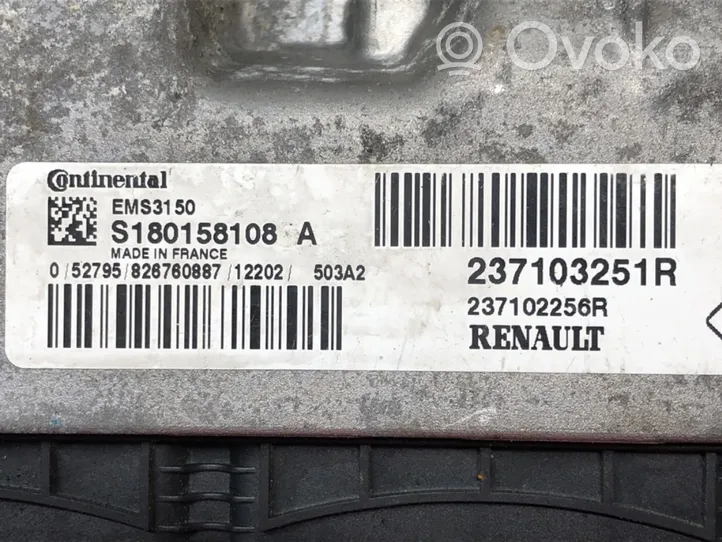 Renault Megane III Komputer / Sterownik ECU silnika 237103251R