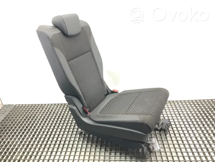 Opel Zafira C Rear seat 