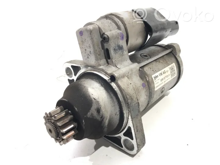 Volkswagen Golf VII Starter motor 02M911024S