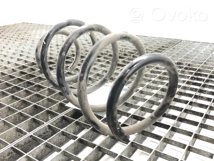 Volkswagen Golf VII Front coil spring 