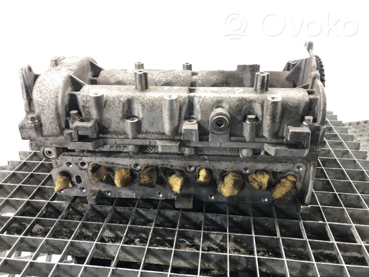Opel Combo D Culasse moteur 263A2000