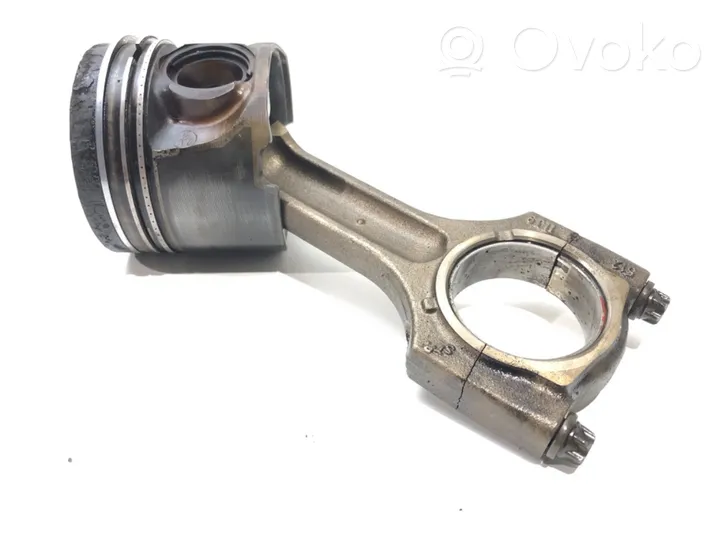 BMW 3 E92 E93 Piston with connecting rod M57D30