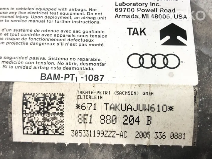 Audi A4 S4 B7 8E 8H Keleivio oro pagalvė 8E1880204B