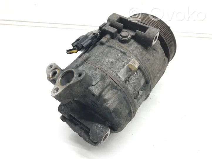 Renault Laguna III Ilmastointilaitteen kompressorin pumppu (A/C) 8200890987