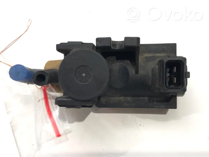 BMW X6 E71 Regulator ciśnienia paliwa 700887190