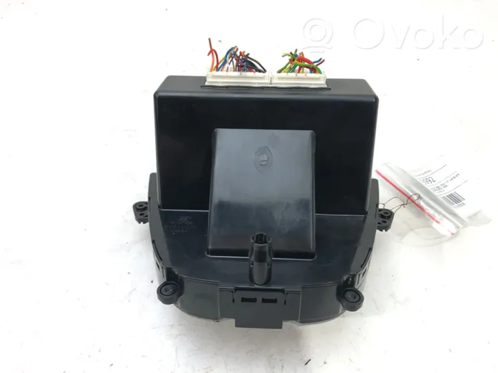 Hyundai ix20 Interruptor de control del ventilador interior 97250-1K700