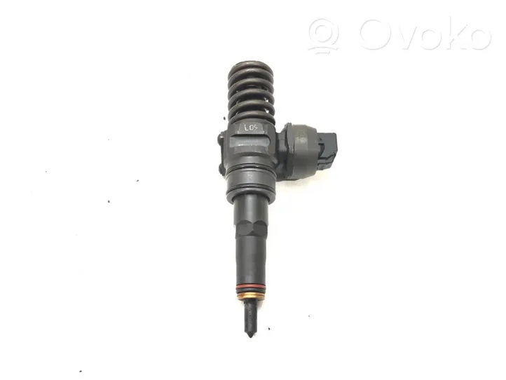 Skoda Fabia Mk1 (6Y) Fuel injector 