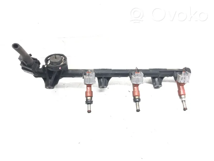 Lexus RX 330 - 350 - 400H Listwa wtryskowa 23250-31050