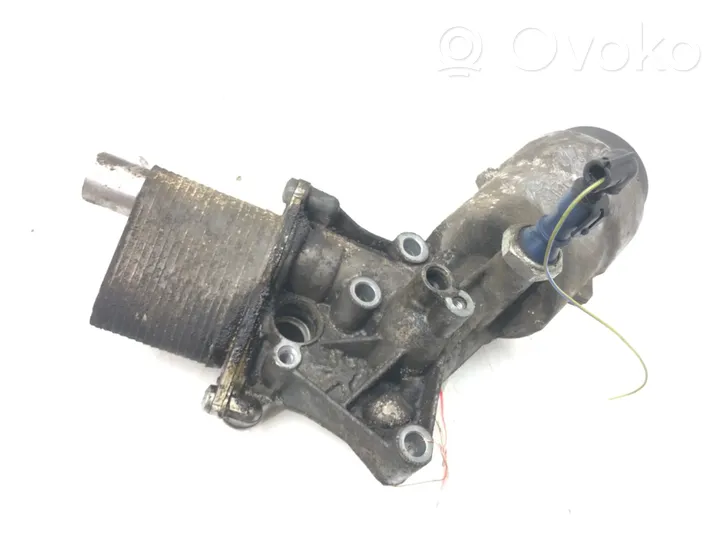 Opel Astra J Supporto di montaggio del filtro dell’olio 55566784