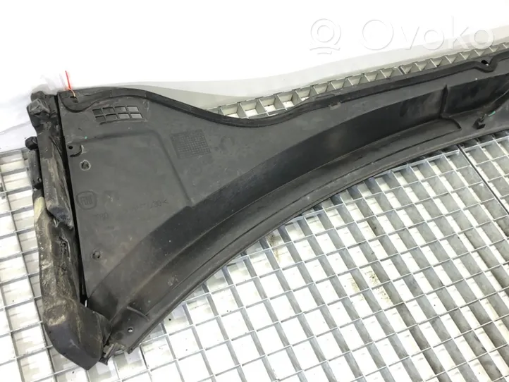 Fiat Tipo Wiper trim 520992140E