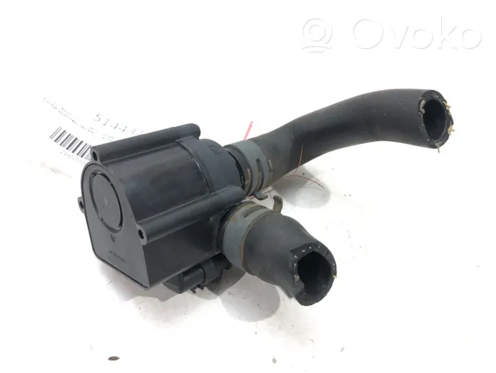 Audi A6 S6 C7 4G Supporto di montaggio del filtro dell’olio 06H121601P