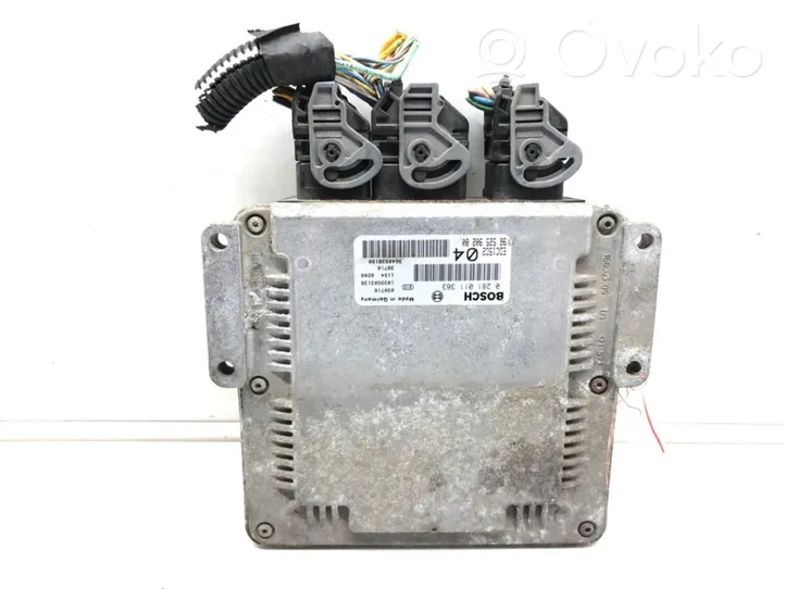 Peugeot 807 Komputer / Sterownik ECU silnika 0281011363