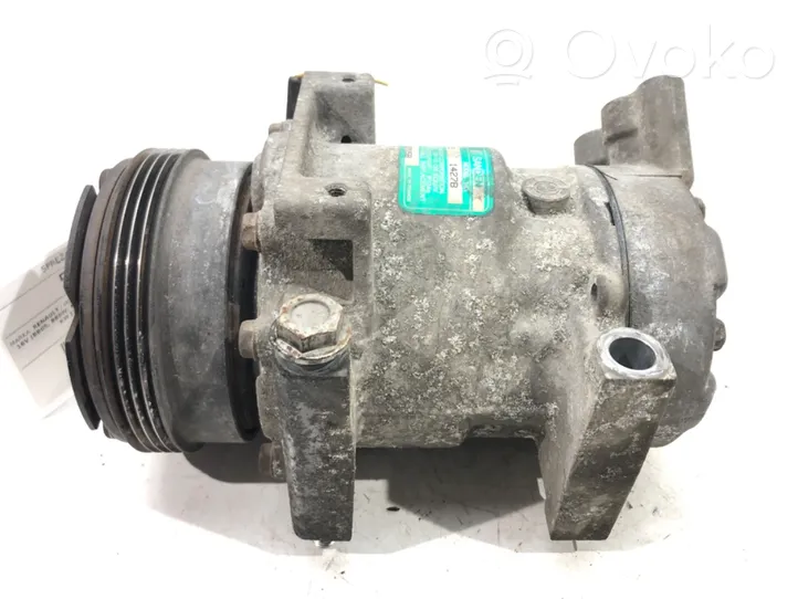 Renault Clio II Air conditioning (A/C) compressor (pump) 8200037058