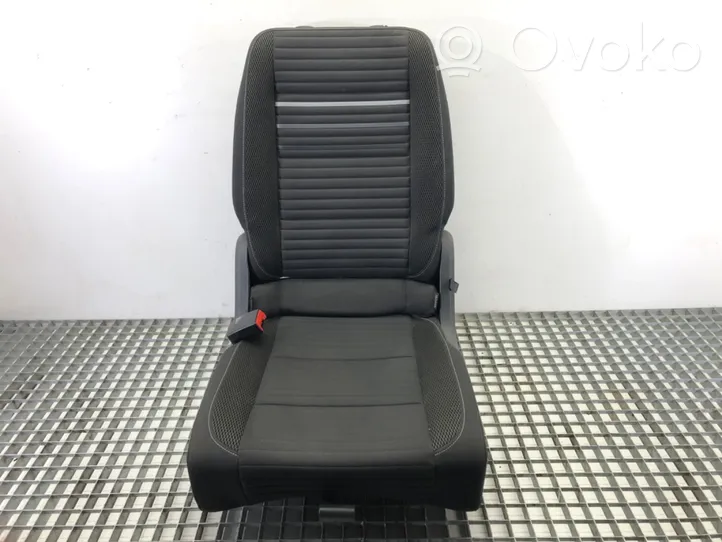 Volkswagen Touran II Rear seat 