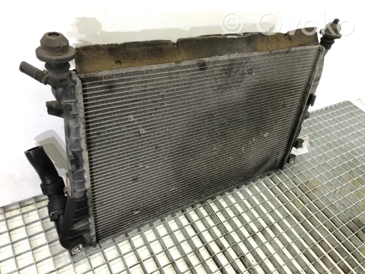 Ford Mondeo Mk III Radiador del refrigerante 2S718005DC