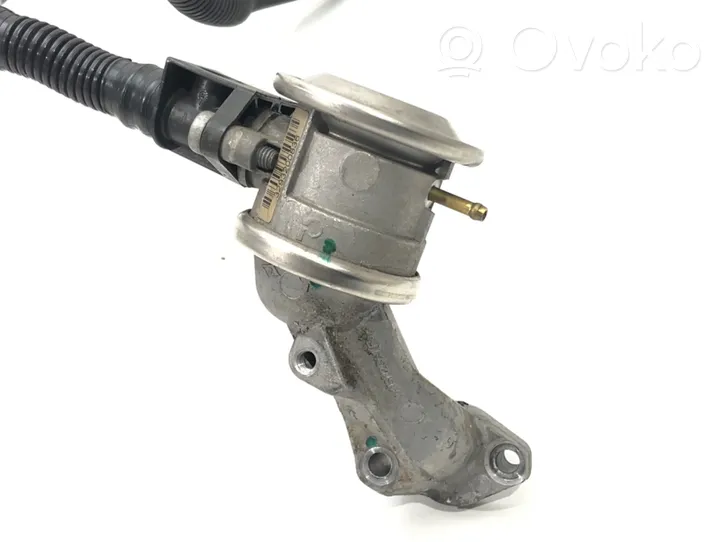 Audi A4 S4 B8 8K EGR valve 06E131102B