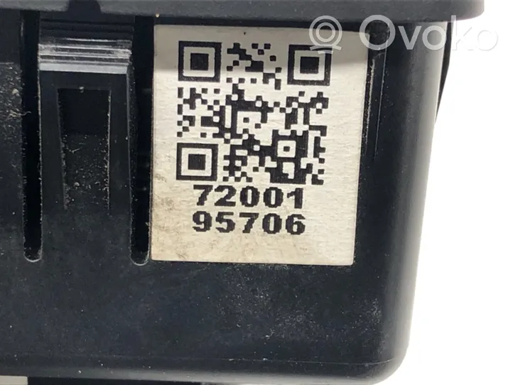 Fiat Ducato Gniazdo / Złącze USB 735627265