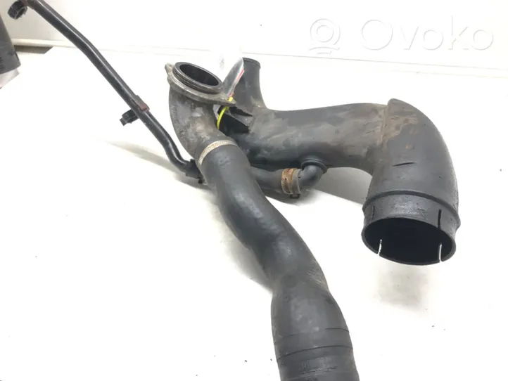 Opel Zafira B Tube d'admission d'air 55560229