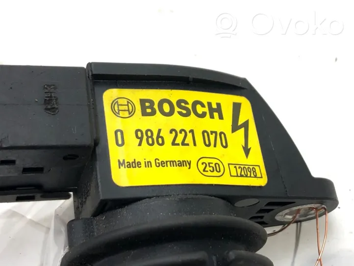 Porsche Cayenne (9PA) Bobina di accensione ad alta tensione 0986221070