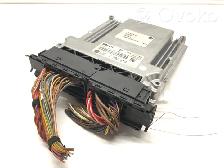 Audi A5 8T 8F Unité de commande, module ECU de moteur 7797216