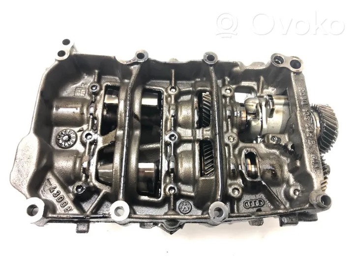 Volkswagen PASSAT CC Oil pump 