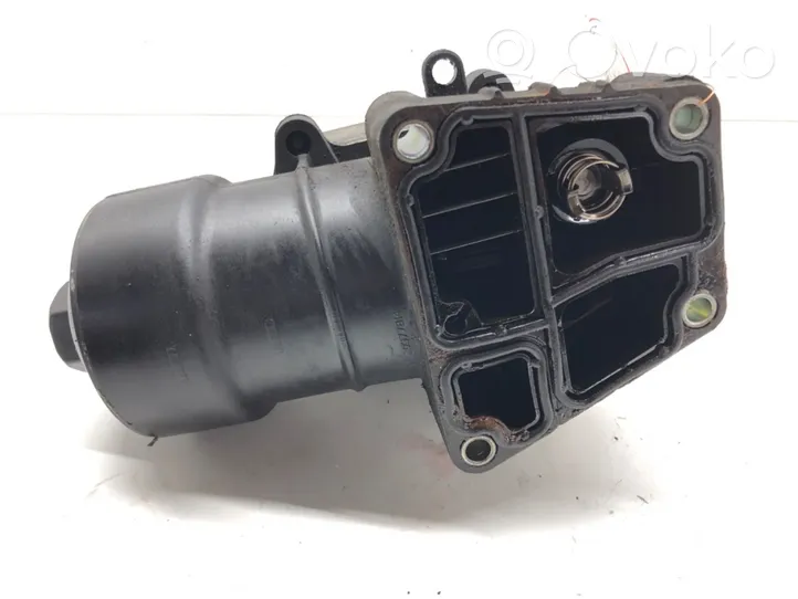 Volkswagen PASSAT B7 Support de filtre à huile 03L117021C