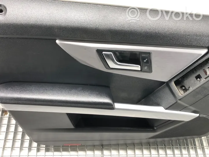 Mercedes-Benz GLK (X204) Apmušimas priekinių durų (obšifke) 