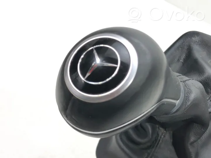 Mercedes-Benz GLK (X204) Asta della leva del cambio A2042677924