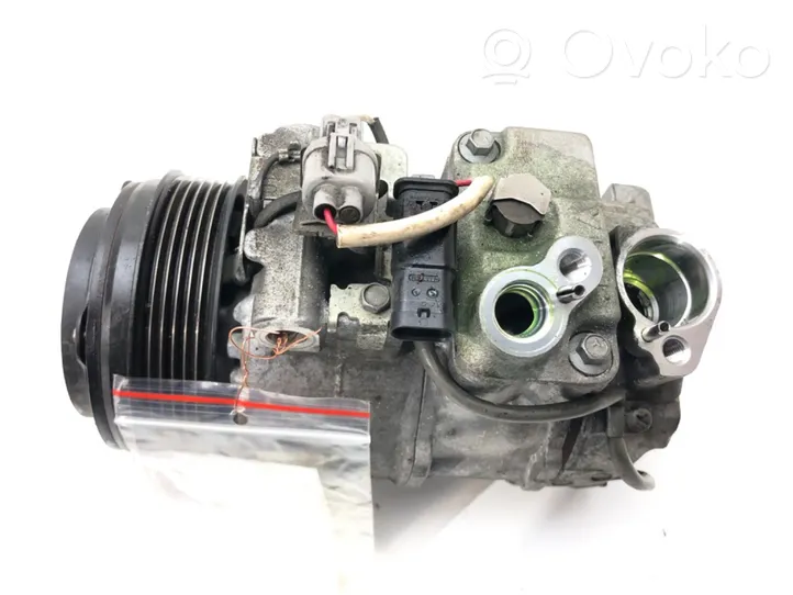 Infiniti Q50 Ilmastointilaitteen kompressorin pumppu (A/C) A0008305000