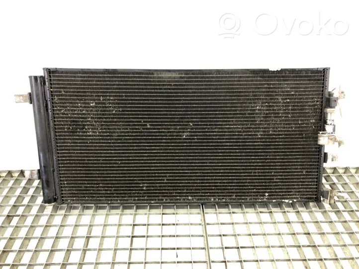 Audi A5 8T 8F Radiateur de refroidissement 