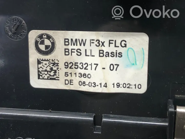 BMW 3 F30 F35 F31 Copertura griglia di ventilazione laterale cruscotto 