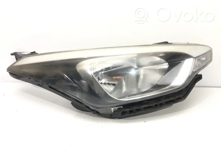 Hyundai i20 (GB IB) Phare frontale 92102-C8000