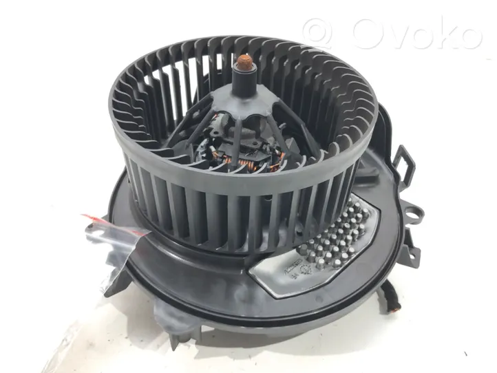 Volkswagen Golf VII Ventola riscaldamento/ventilatore abitacolo 5Q0907521D