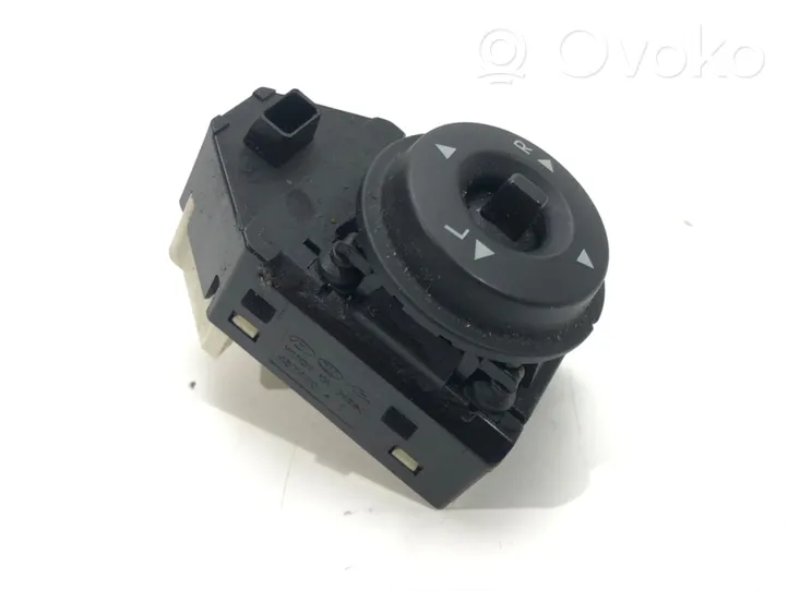 KIA Venga Bouton de commutateur rétroviseur latéral 457480