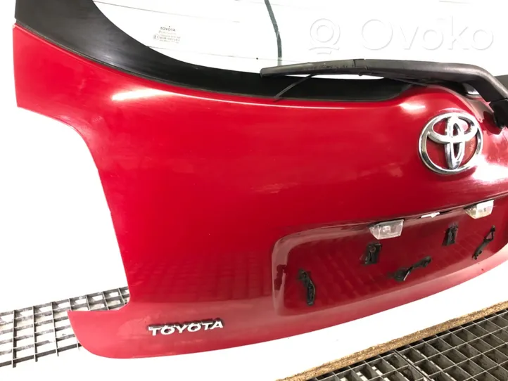 Toyota Auris 150 Takaluukun/tavaratilan kansi 