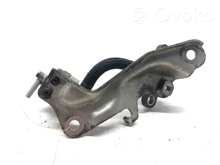 Toyota Avensis T270 Régulateur de pression de carburant 89421-20200