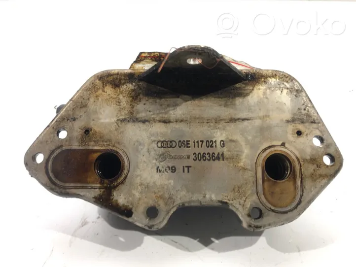 Audi A6 S6 C6 4F Radiatore dell’olio del motore 06E117021G