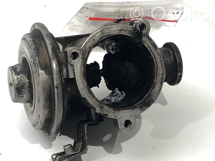 BMW 3 E90 E91 EGR valve 7791480