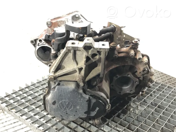 Volkswagen Bora Manual 5 speed gearbox DZL