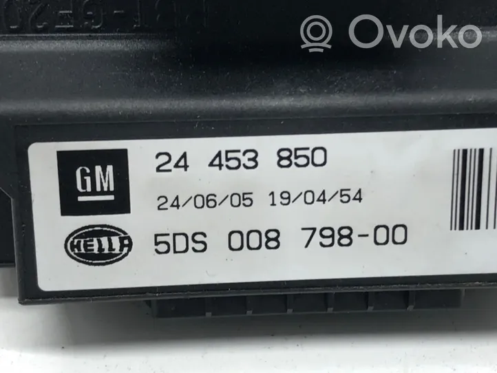 Opel Zafira B Priekabos kablio valdymo blokas 24453850