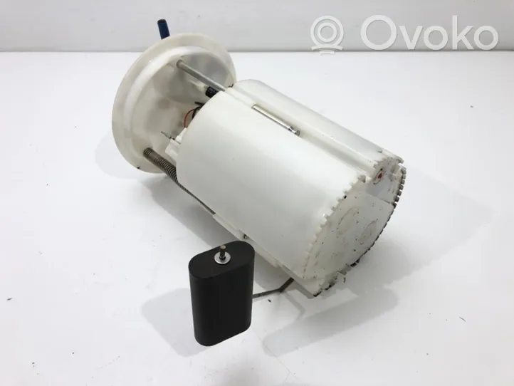 Opel Corsa D Kraftstoffpumpe im Tank 13327783