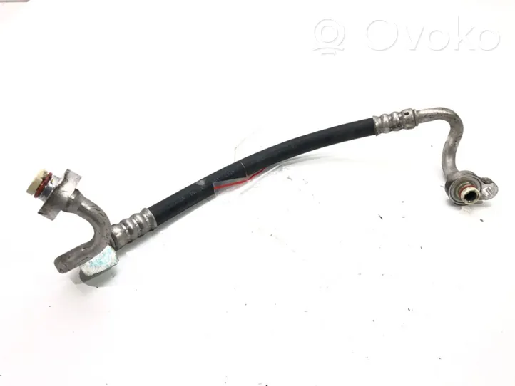 Ford Focus Air conditioning (A/C) pipe/hose 