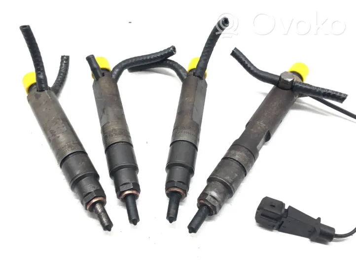 Audi A4 S4 B5 8D Fuel injectors set 