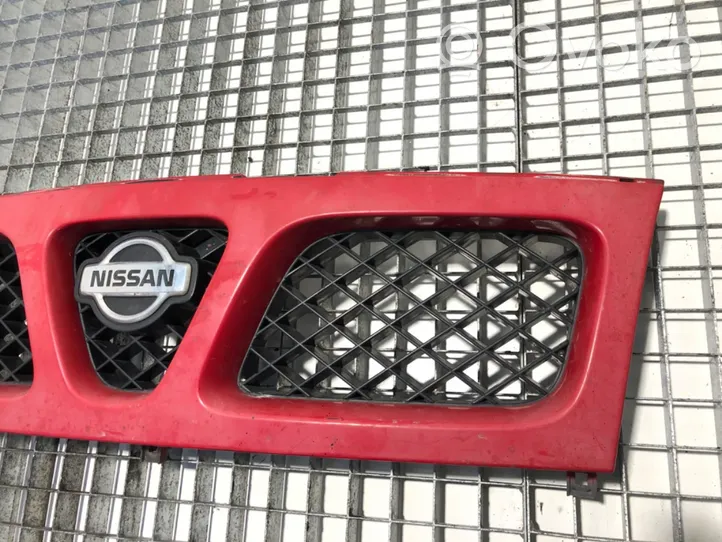 Nissan Terrano Grille de calandre avant 