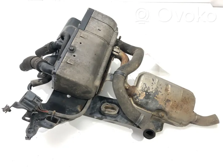 Mazda 5 Pompe de circulation d'eau, chauffage auxiliaire Webasto CC30209A1