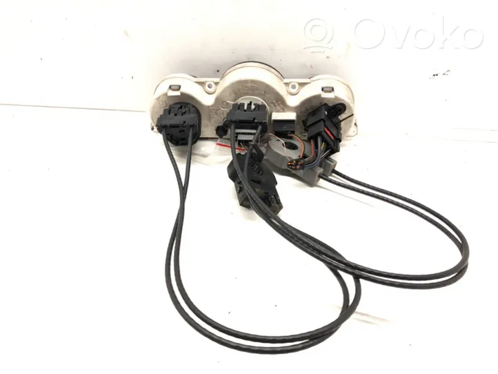 Ford Connect Przełącznik / Włącznik nawiewu dmuchawy 98AB18C419AE