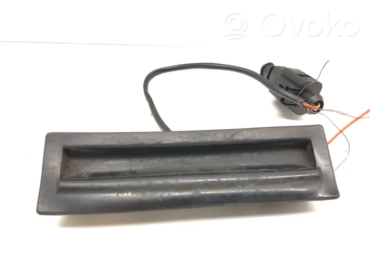 Volkswagen PASSAT B5.5 Tailgate/trunk/boot exterior handle 3B9827566C