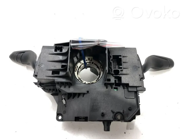 Ford Focus Pyyhkimen/suuntavilkun vipukytkin F1FT-14A664-AA