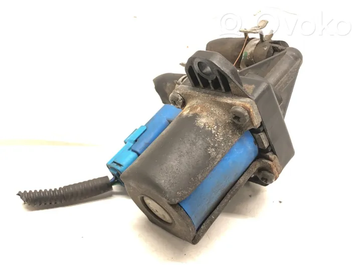 Ford Focus C-MAX Coolant heater control valve 3M5H-6C534-BB